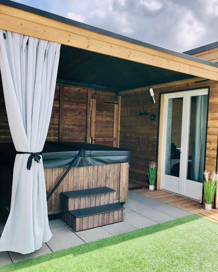 Mini Love Room Jacuzzi Privatif Urimenil Экстерьер фото